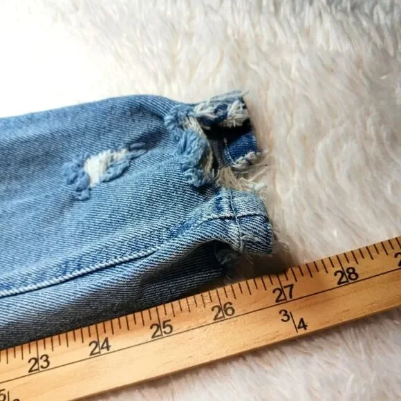 Tinseltown 7 Distressed Skinny Leg 5 Pocket Lightwash Stretch Denim Jeans 28W.. - Picture 9 of 10